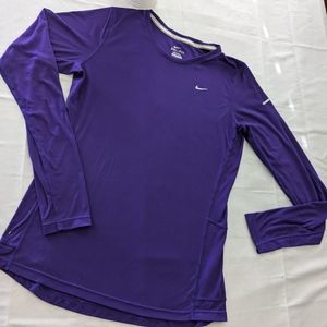 Nike Dry fit purple sweatshirt in great condition size M
